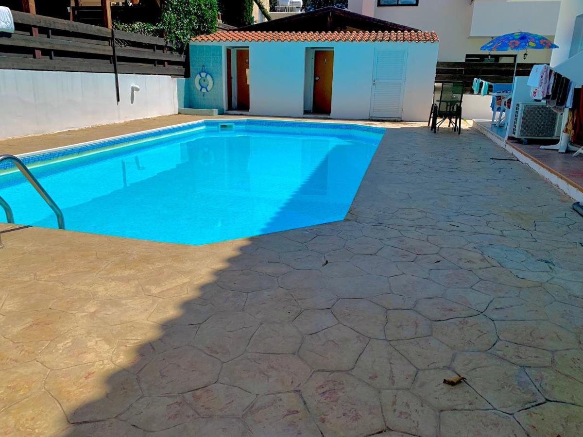 Diana Townhouse 5 Villa Paphos Exteriör bild