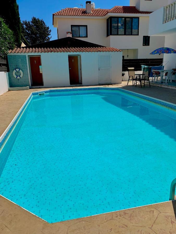 Diana Townhouse 5 Villa Paphos Exteriör bild